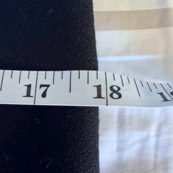 1980s Vintage Black w White Embroidered Trim Skirt and Blazer Suit Set - Picture 16 of 16